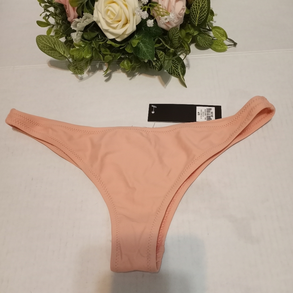 NWT REVAMPED SWIN BIKINI BOTTOMS